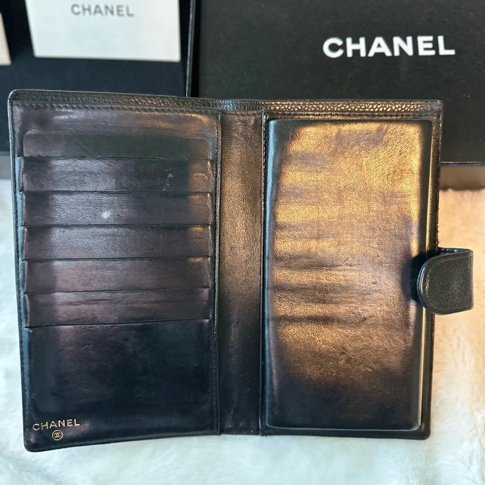 CHANEL Caviar Timeless CC Wallet - Picture 5 of 11